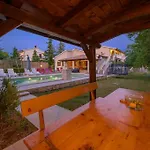 Rojnici 1 By Istrialux Villa *